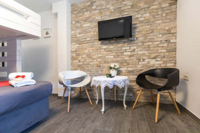 Apartman 2 Deluxe Room, Villa Mare - Ekskluzivni smje&scaron;taj s bazenom i pogledom na more u Komarni, Dalmacija Komarna