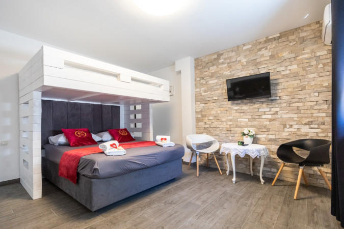 Apartman 2 Deluxe Room, Villa Mare - Ekskluzivni smje&scaron;taj s bazenom i pogledom na more u Komarni, Dalmacija Komarna